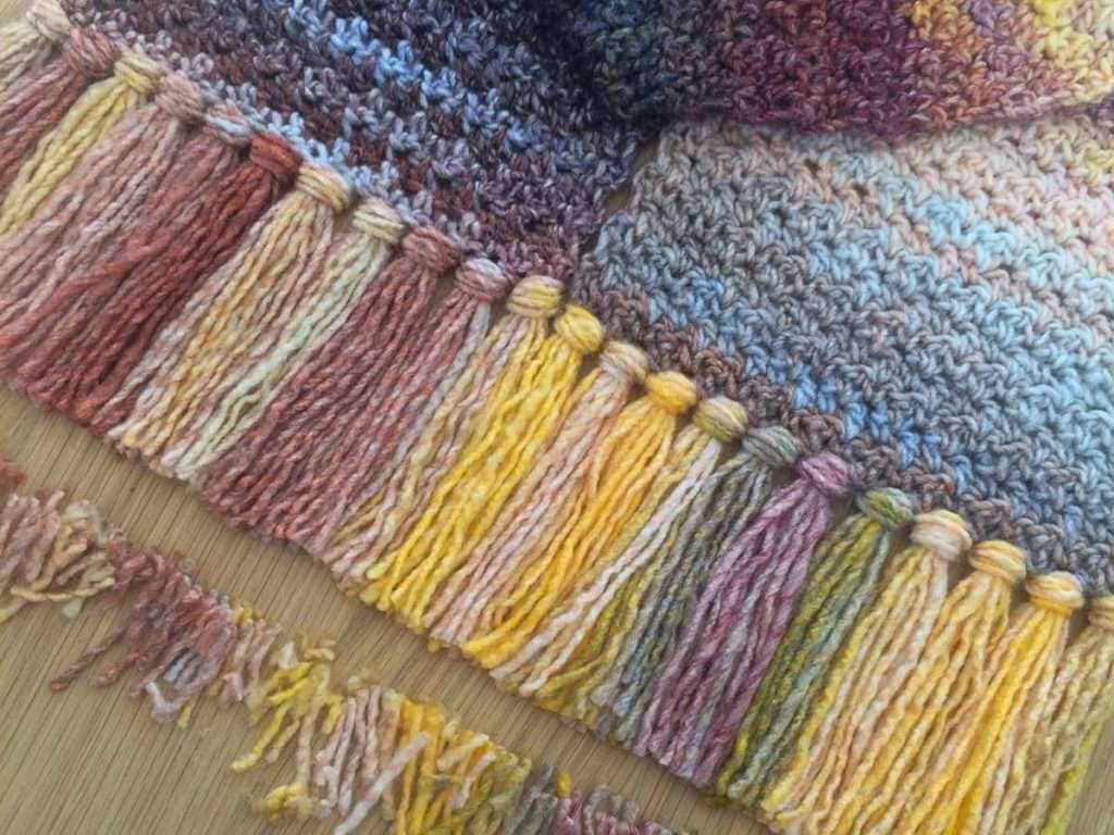 Adding tassels to a scarf